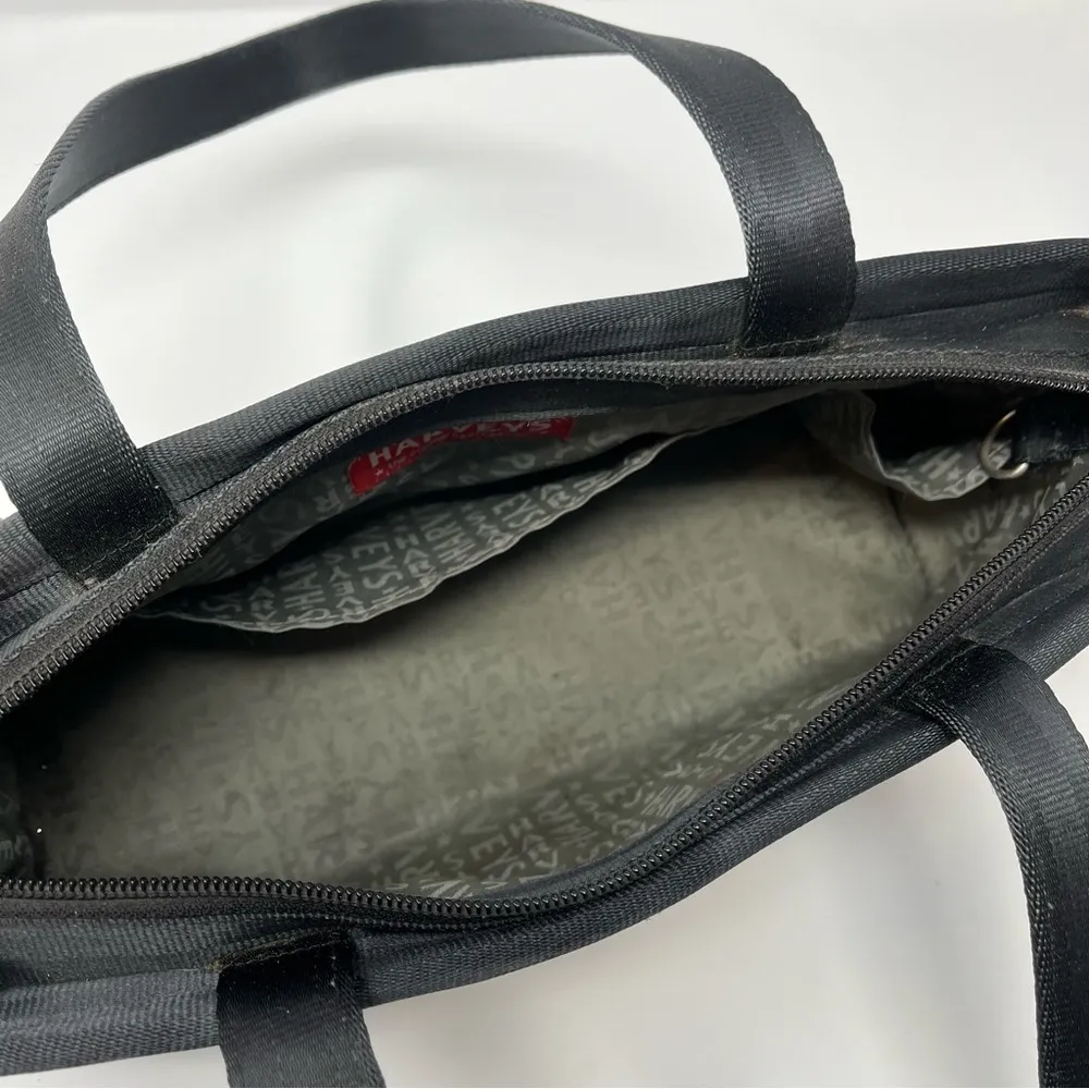 Harveys Seatbelt Bag Boxy Long Handle Belt Bag Black - Image 7