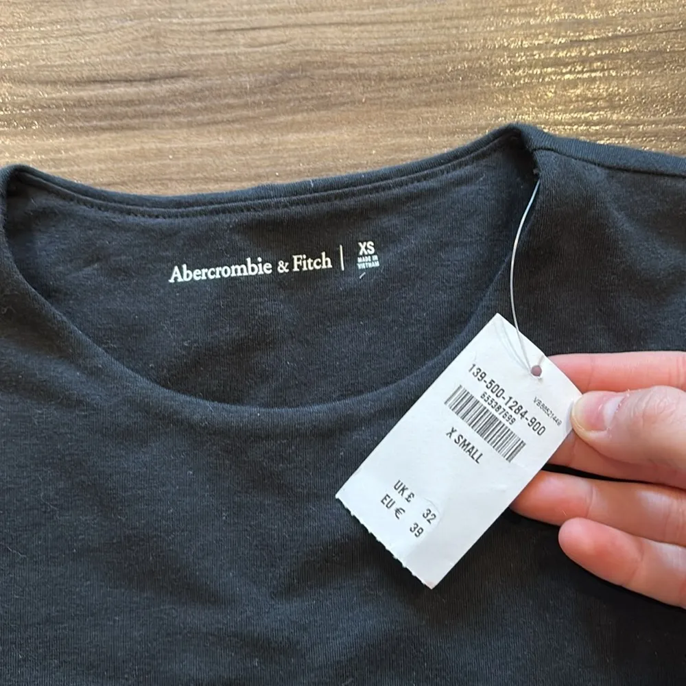 NWT Abercrombie T-Shirt Bodysuit - Image 3