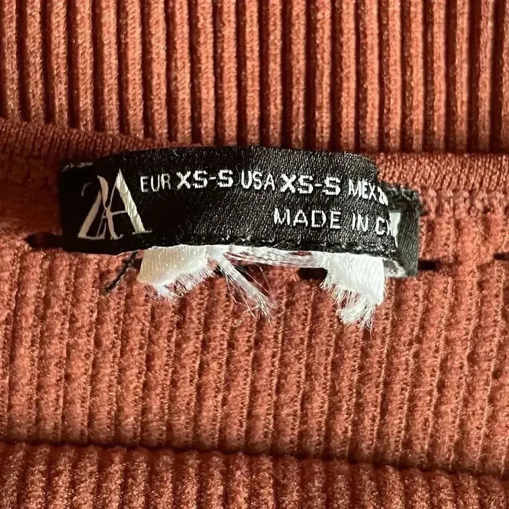 Zara Rust SEAMLESS OPENWORK SHORT JUMPSUIT SZ XS #1699 - Image 9