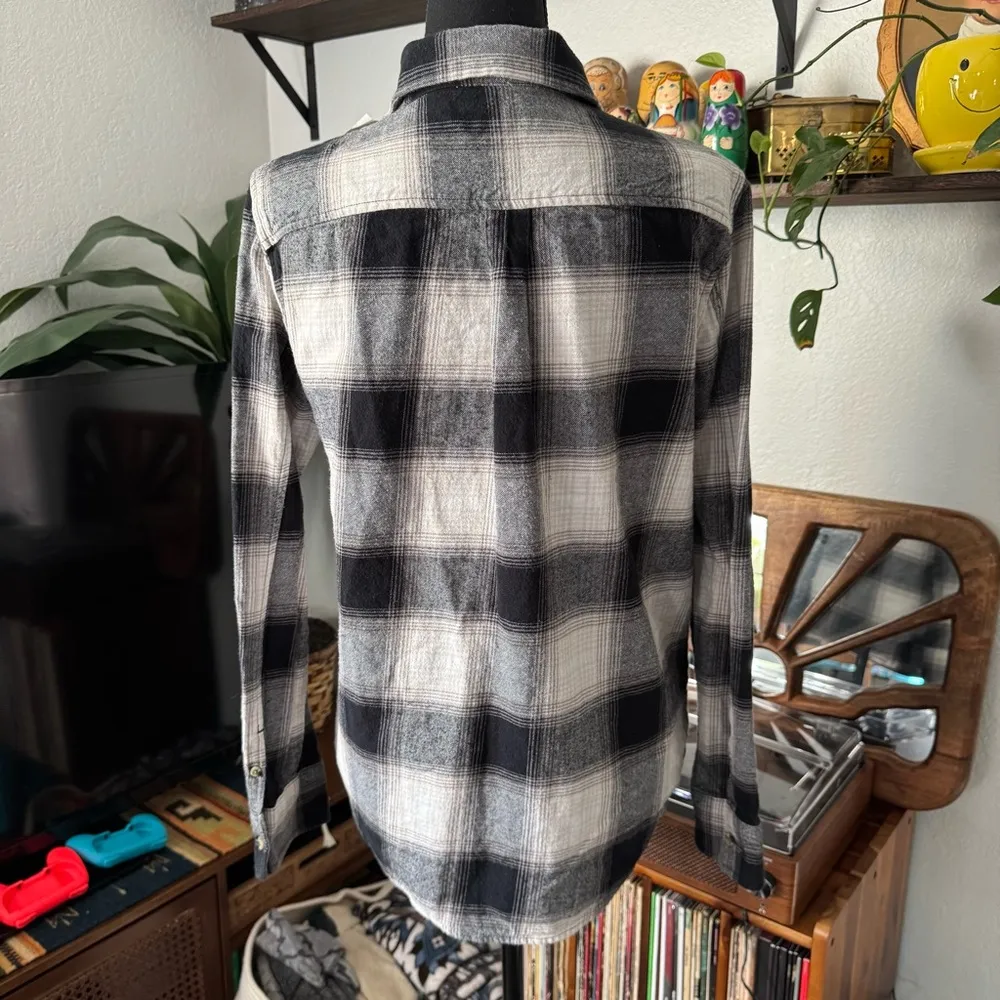 Women’s Brixton Black, White, & Grey Plaid Flannel Button Down Shirt Black Size L - Image 5