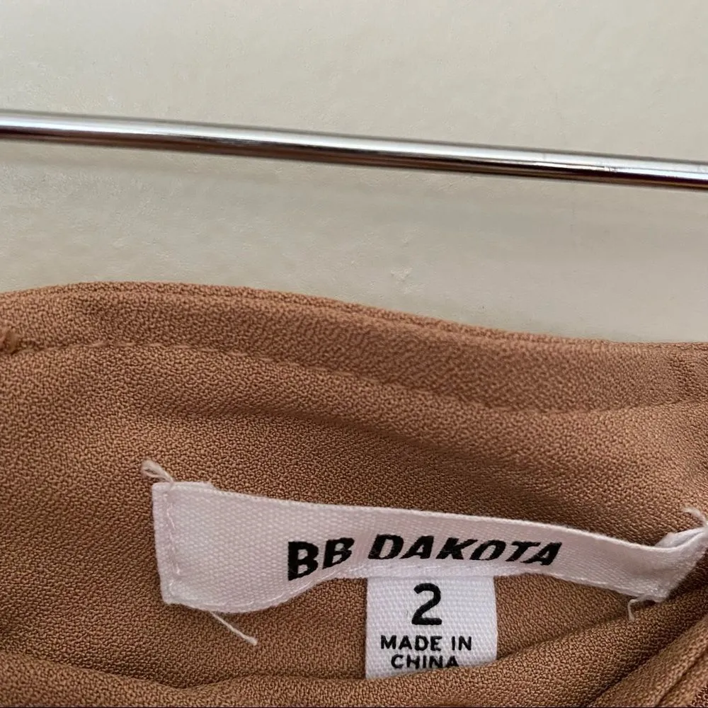 BB Dakota Pants Crop Crepe Tan One Stop High Waisted Casual Neutral Minimal Cute - Image 10