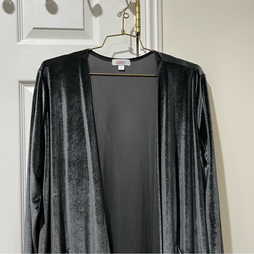 Velvet Lularoe Size Large Grey Velvet Sarah Cardigan Long Duster With Pockets - Image 3