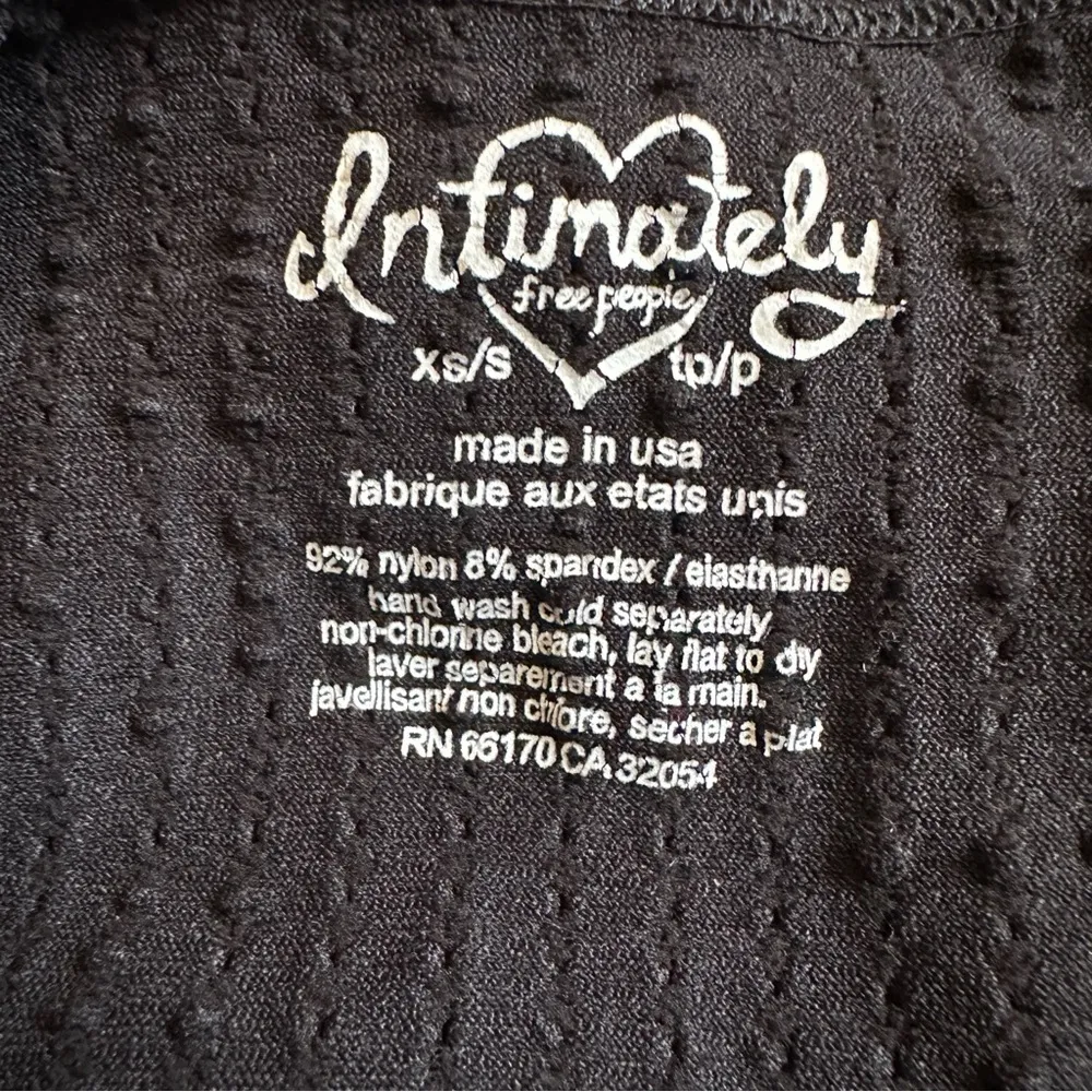 Seamless Racerback Cut Out Tank Top - Black XS/S - Image 7