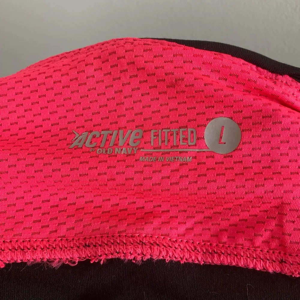 Old Navy Active Black & Neon Pink Fitted Capri Legging Size Large New With Tag - Image 3