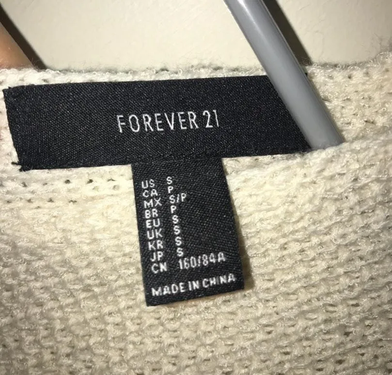 Forever 21 Sweater  - Image 6