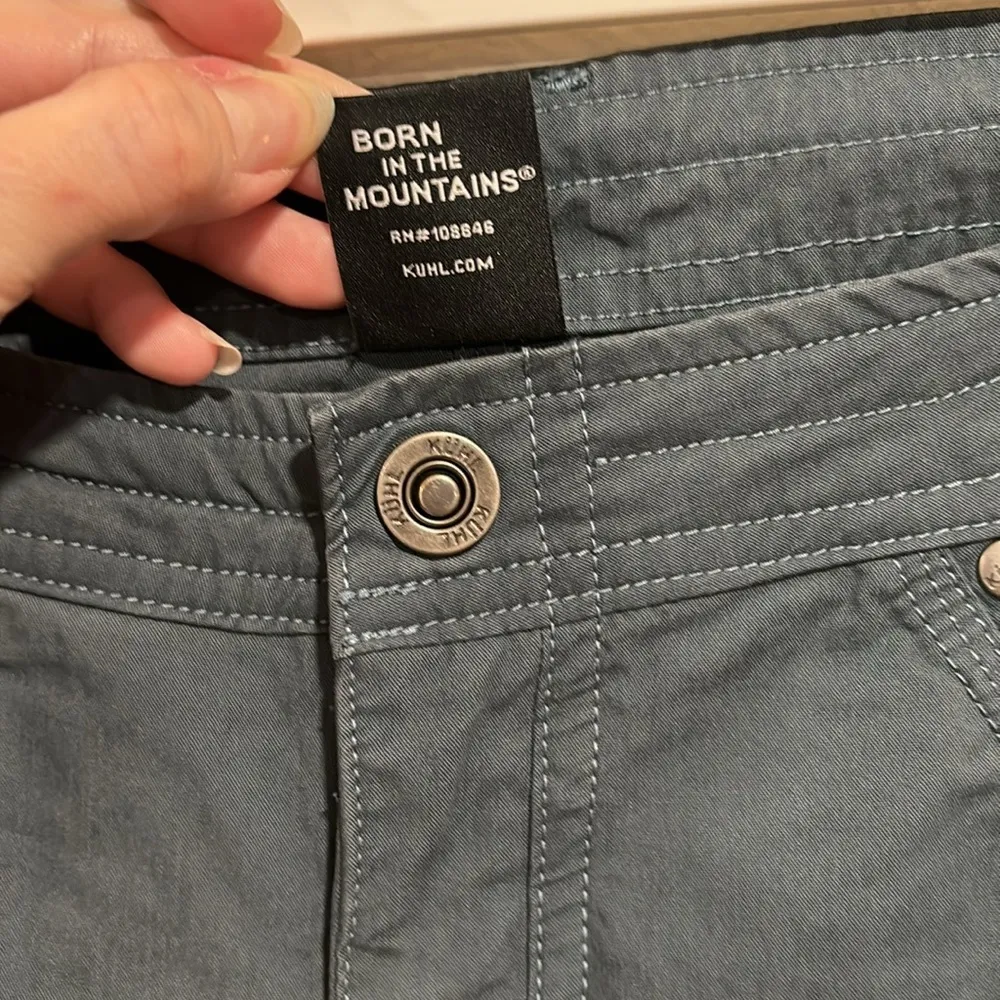 Kuhl Roll Up Cargo Outdoor Convertible Hiking Pants Size 8 Short - Image 3