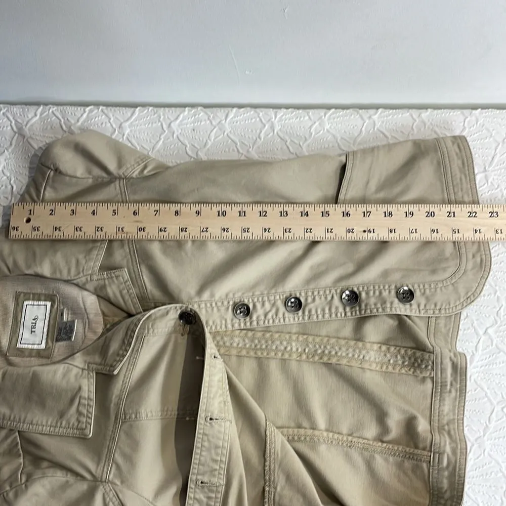 Tria Jacket Long Sleeve Button up Size M - Image 9