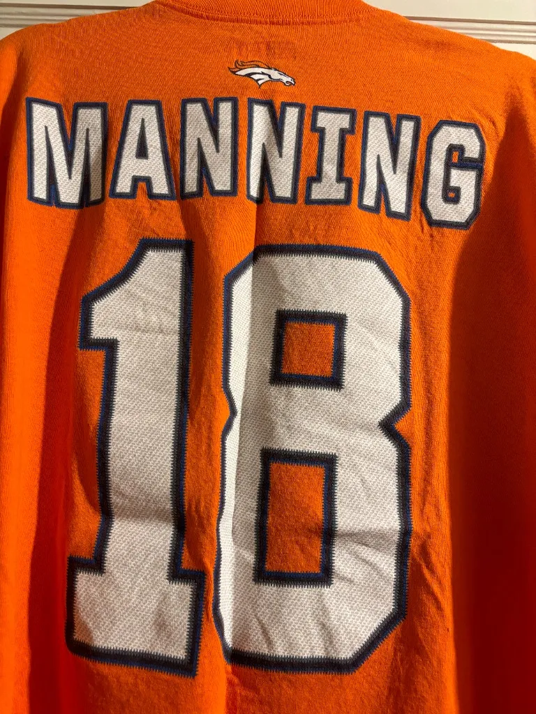 NFL Team Apparel Broncos XL T-Shirt - Image 4