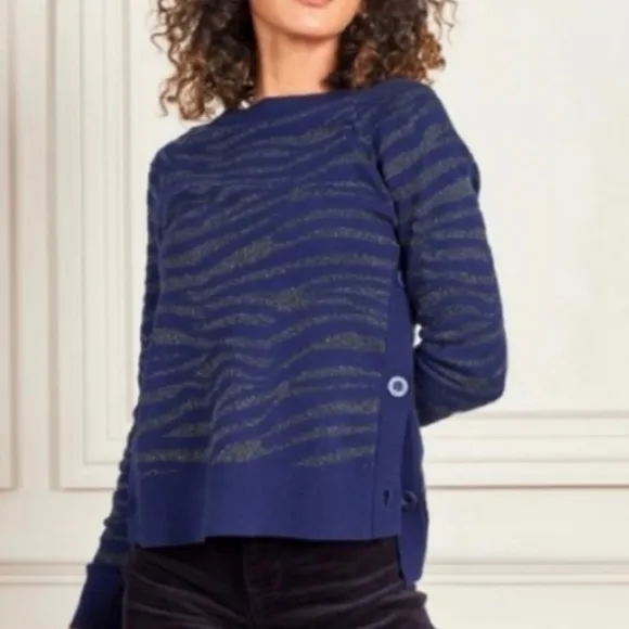 Stella & Dot NEW Women’s Side Button Sweater Navy Blue Zebra Metallic Size M - Image 2
