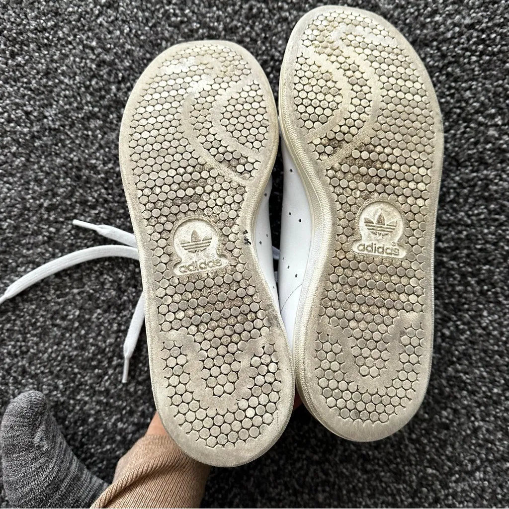 Adidas Stan smith White and Green Sneakers - Image 9