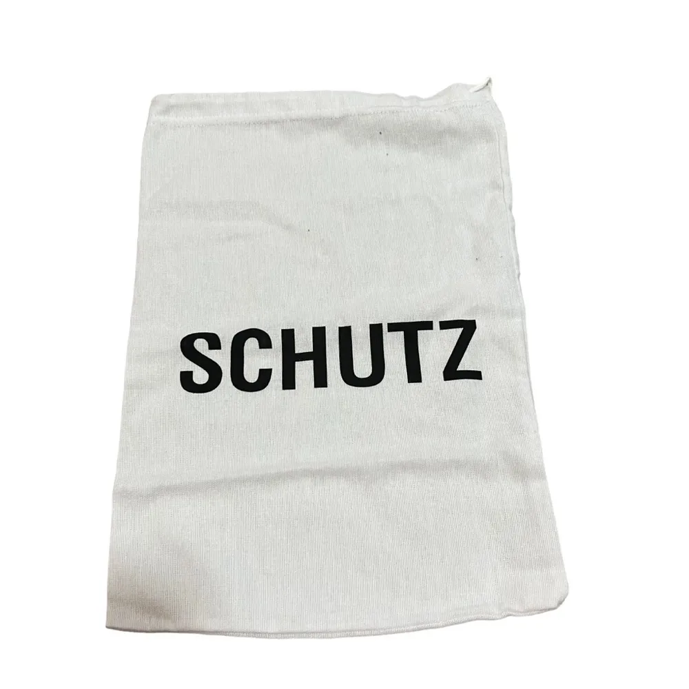 NEW NIB  Mila Rhinestone Bow Heel Sandal In Pearl - Image 14