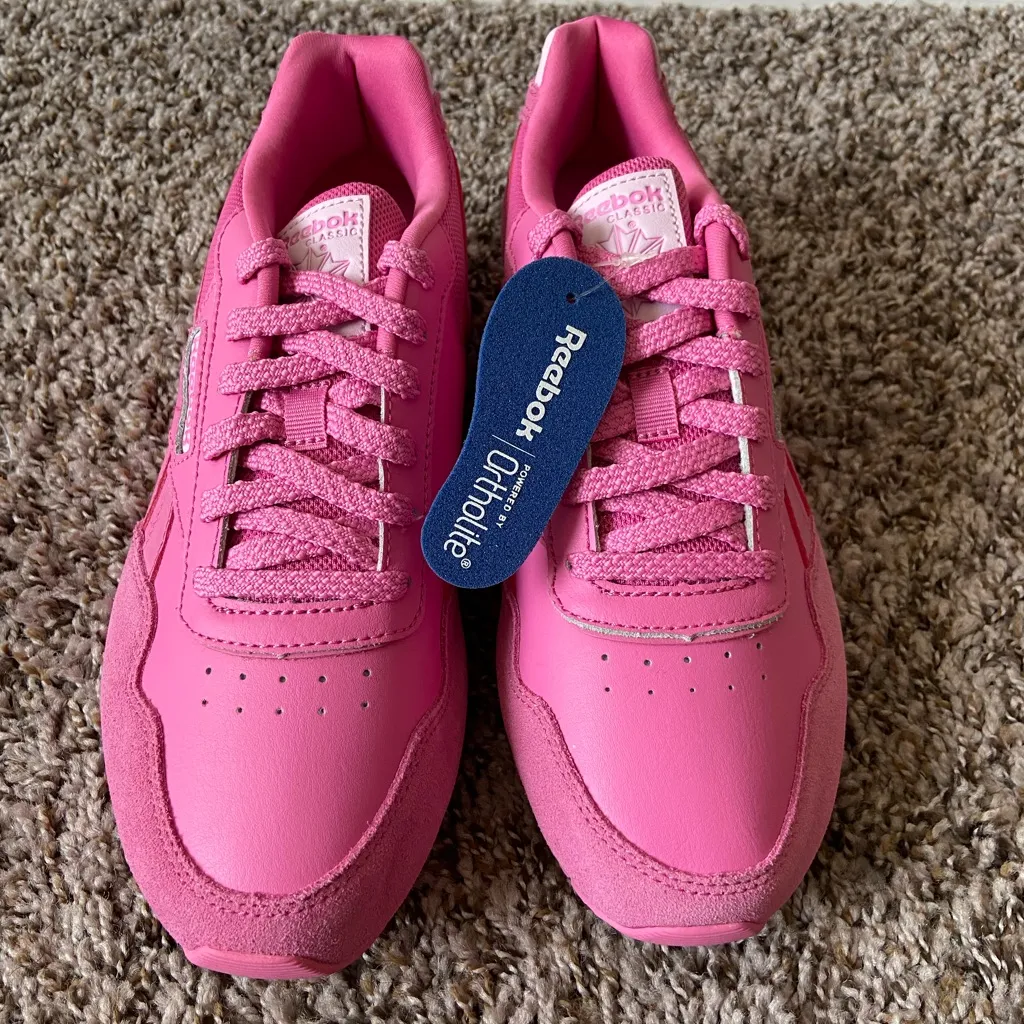 Reebok Pink Sneakers - Image 2