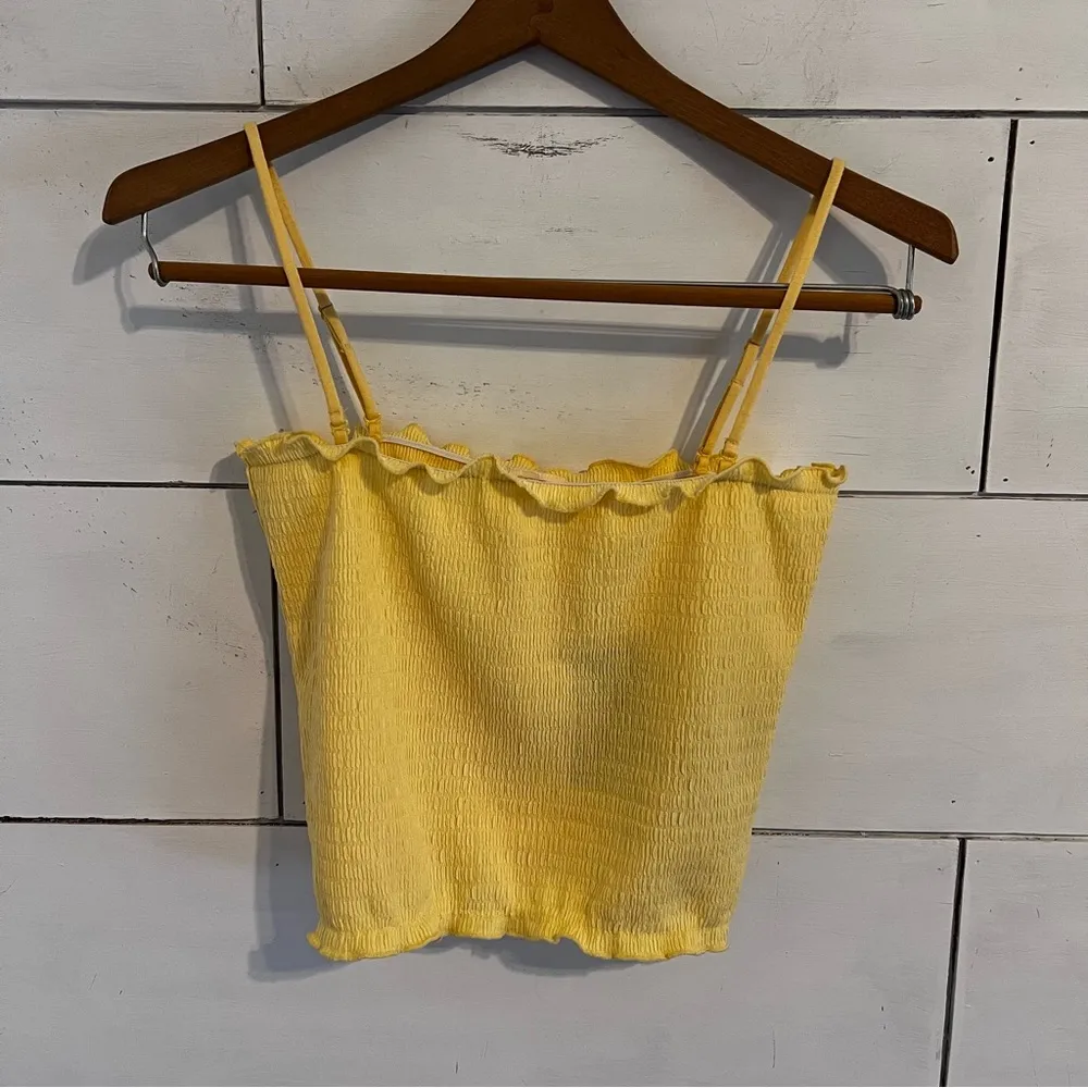 Levi’s Yellow Clair Tank Top. Size Medium. New With Tags. - Image 5