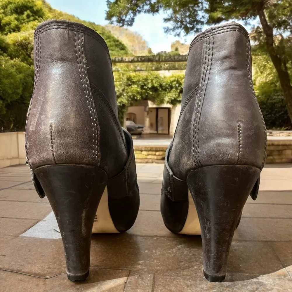 Seychelles, Anthropologie - Booties Split Toe Brown Leather Boots - 7 - Image 4