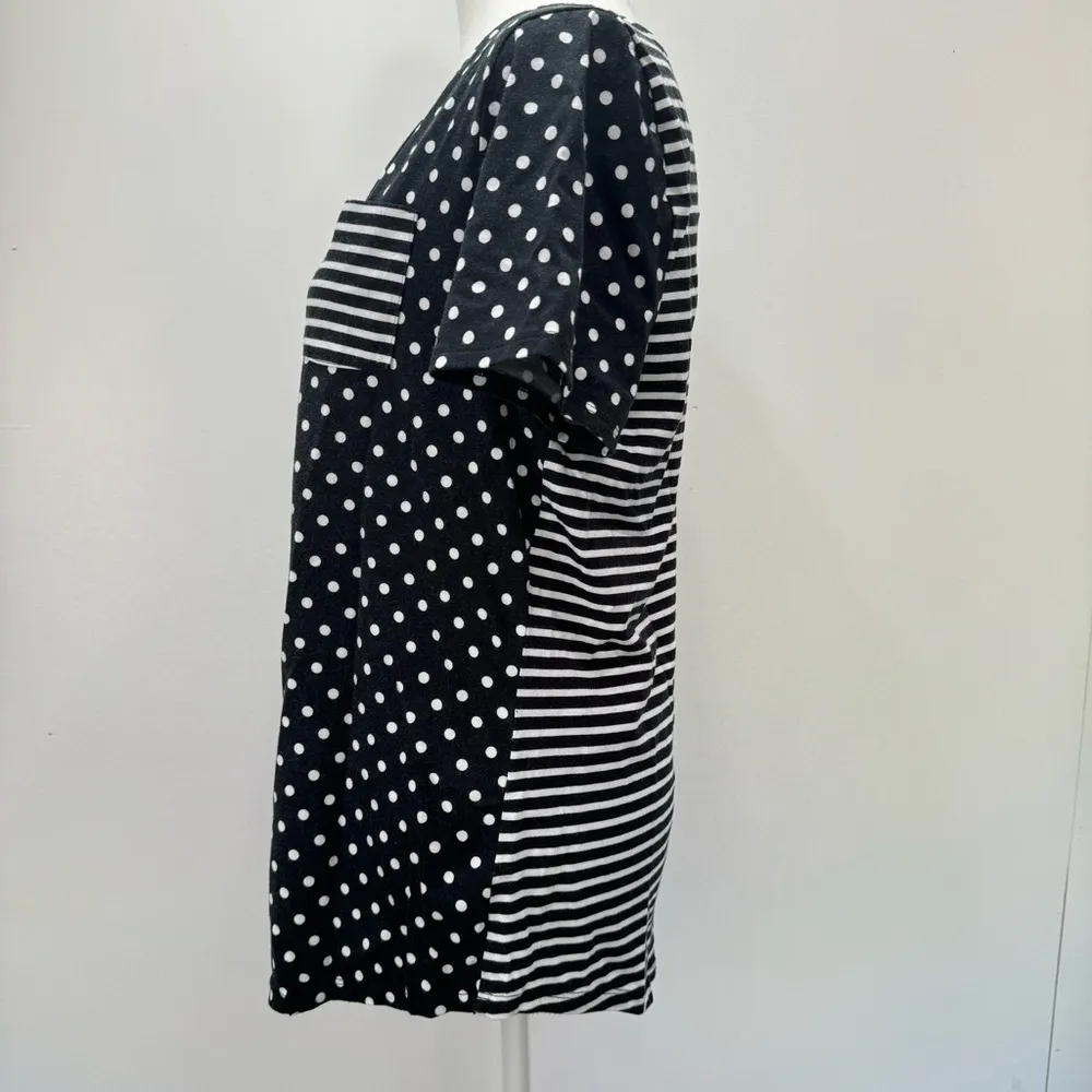 Chico’s Black with White Polka Dots & Stripes Short Sleeved Pocket Tee Size 1 M - Image 5