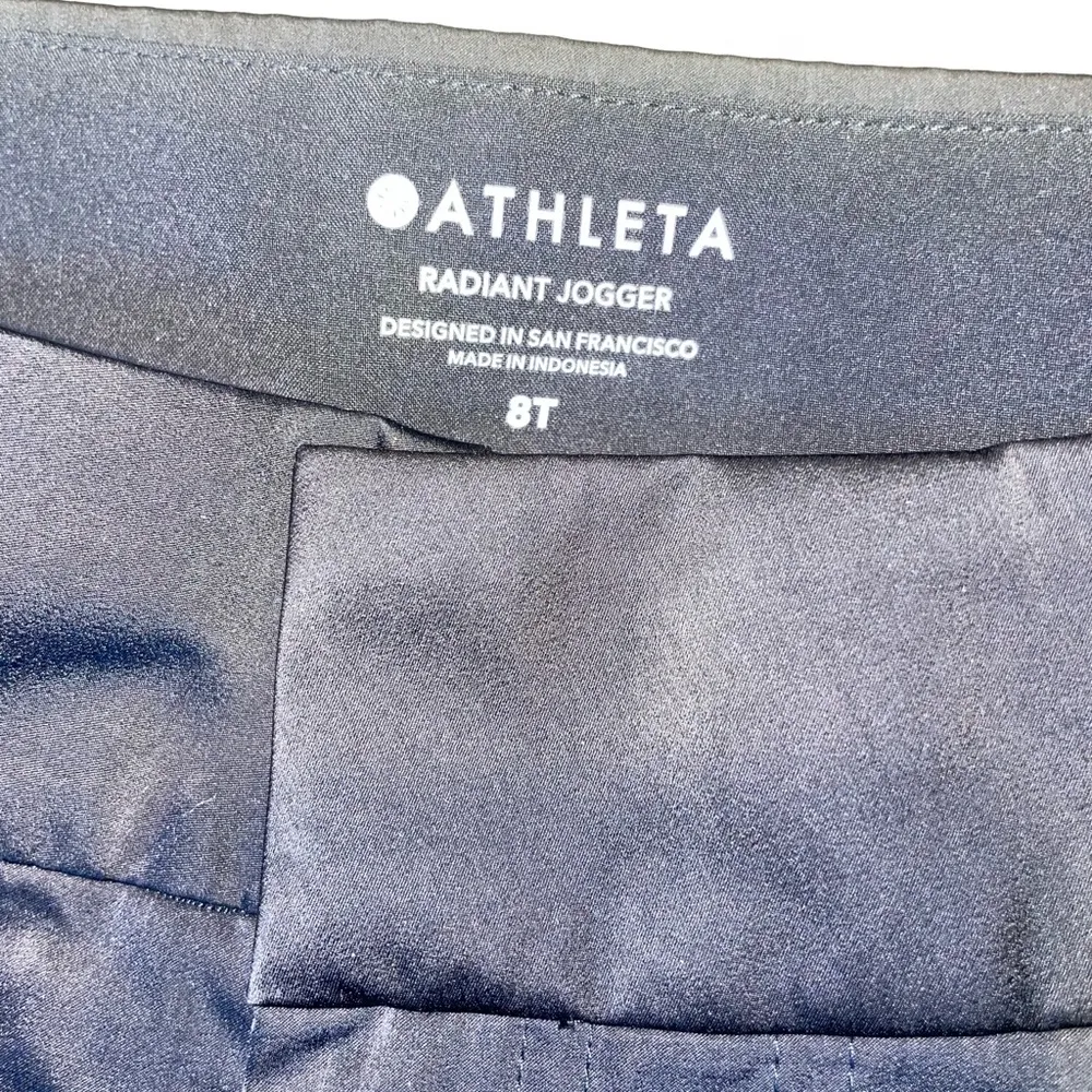 Woman’s size 8T Athleta black radiant joggers - Image 5