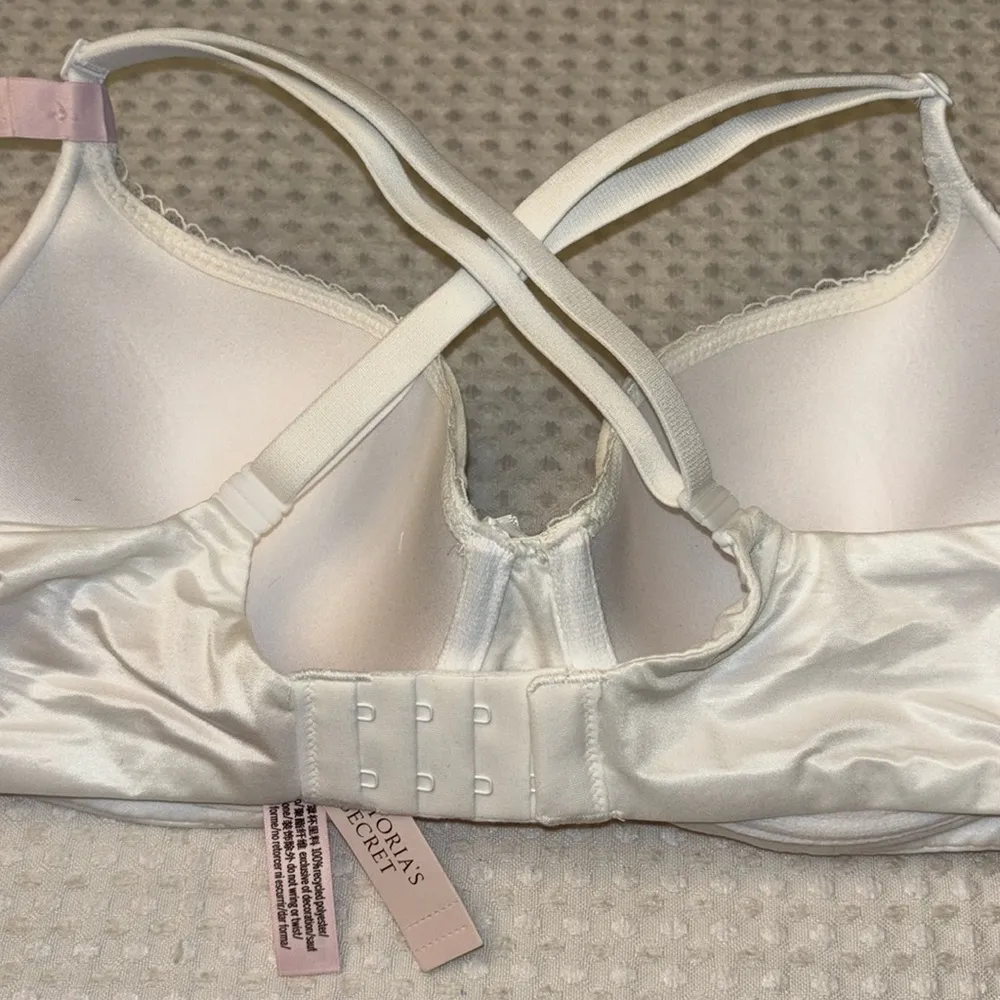 NEW! $50 VICTORIA’S SECRET 34D Lightly Lined Demi Bra WHITE Padded Underwire - Image 13