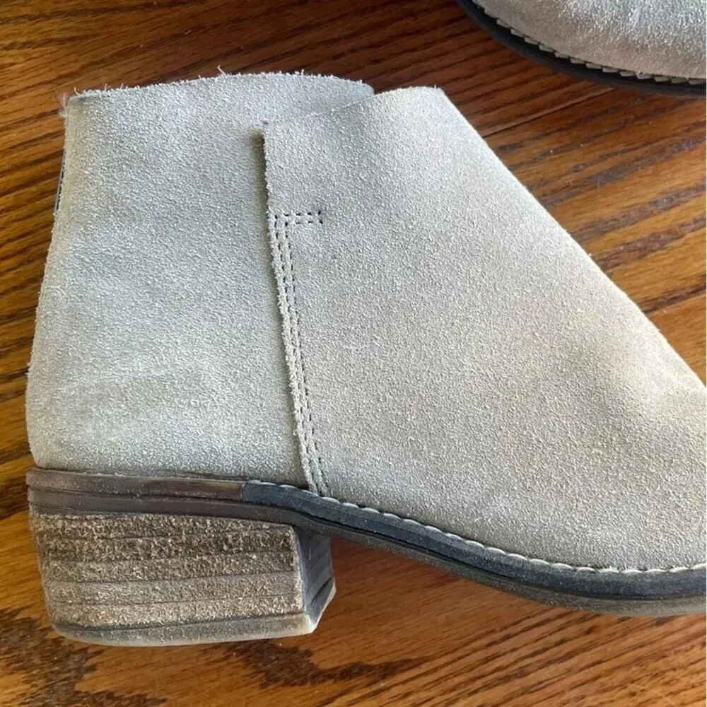 VERY VOLATILE Women’s Size 7 Aldworth Ankle Bootie Boots Suede Leather Sand - Image 2