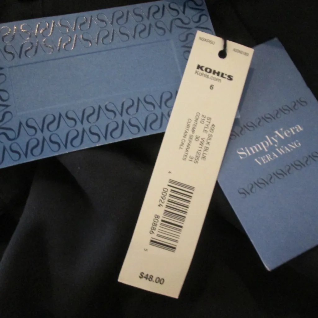 Simply Vera, Vera Wang Shorts - NWT - Size 6 - Image 5