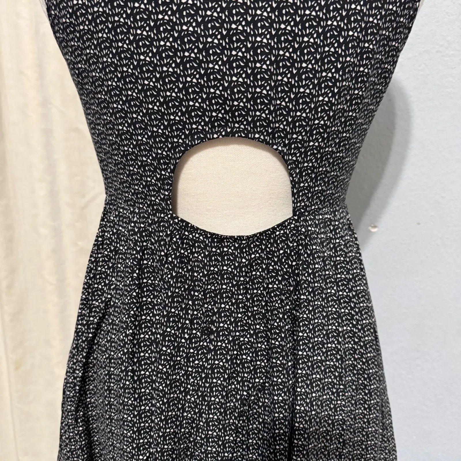 Ladakh Black White Geometric Print Fit Flare Zip Dress Women Size 4 Cutout - Image 10