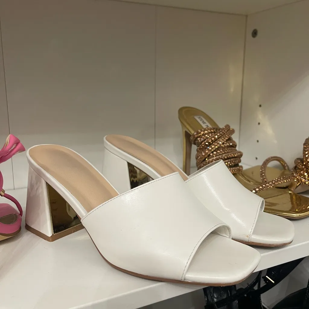 Windsor White and Gold Block Heel Mules - Image 4