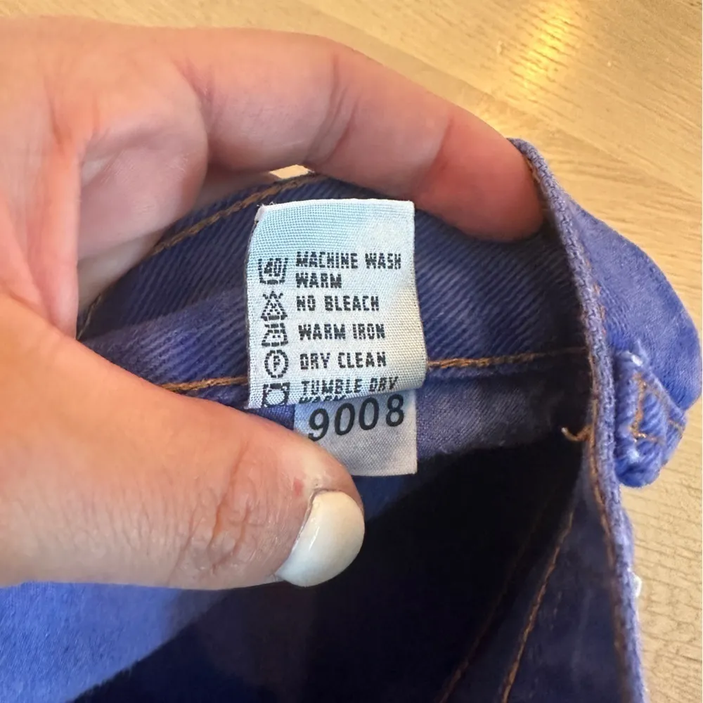 VTG United colors of Benetton purple denim shorts with hibiscus flowers size 46 - Image 4