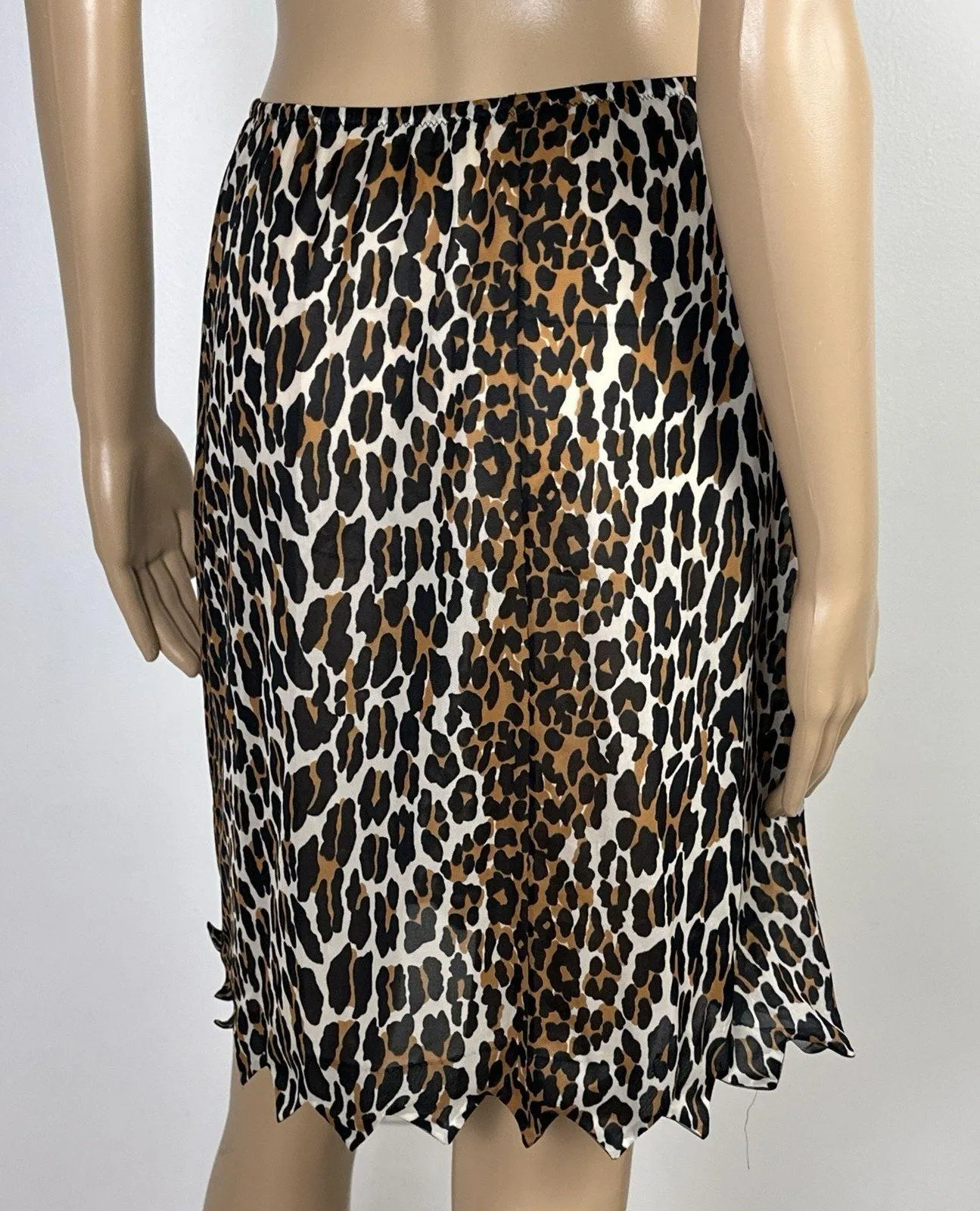 Vintage Vanity Fair Leopard Print Tricot Half Slip Medium Nylon Zig Zag Hem - Image 4
