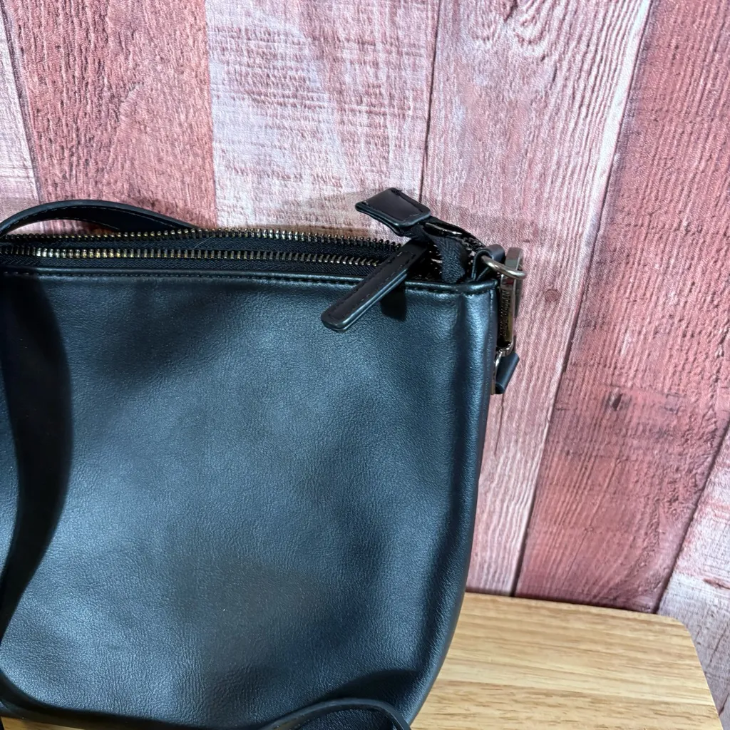 Steve Madden Black Crossbody‎ Purse - Image 3