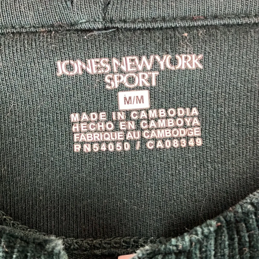 Jones New York Sport hunter green velour track jacket size medium - Image 6
