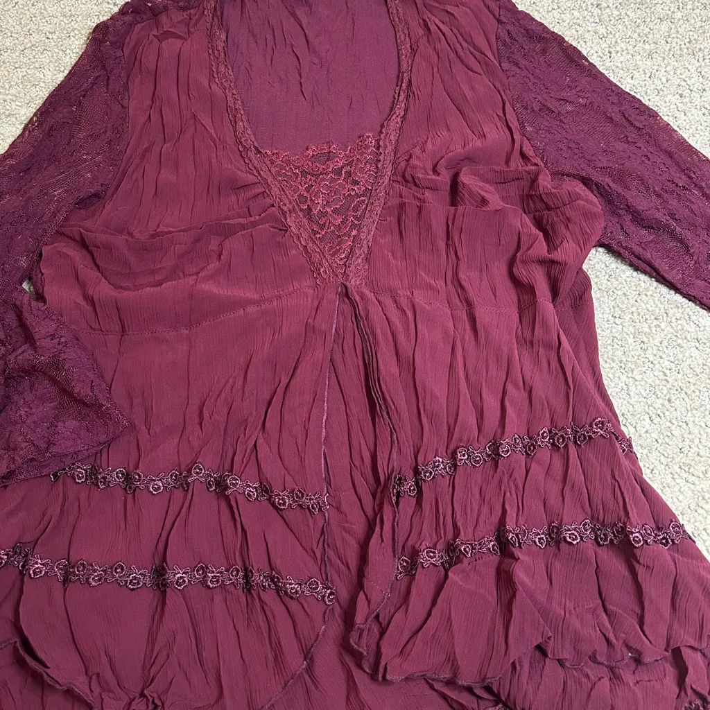 Panitti Women’s Large Burgundy Crinkle Layered Lace Long Sleeve Blouse Tunic Red - Image 3