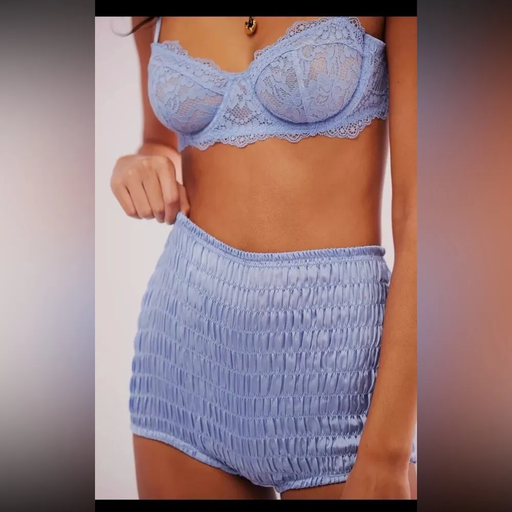 NWOT Free People Ruched Shorties - Image 2