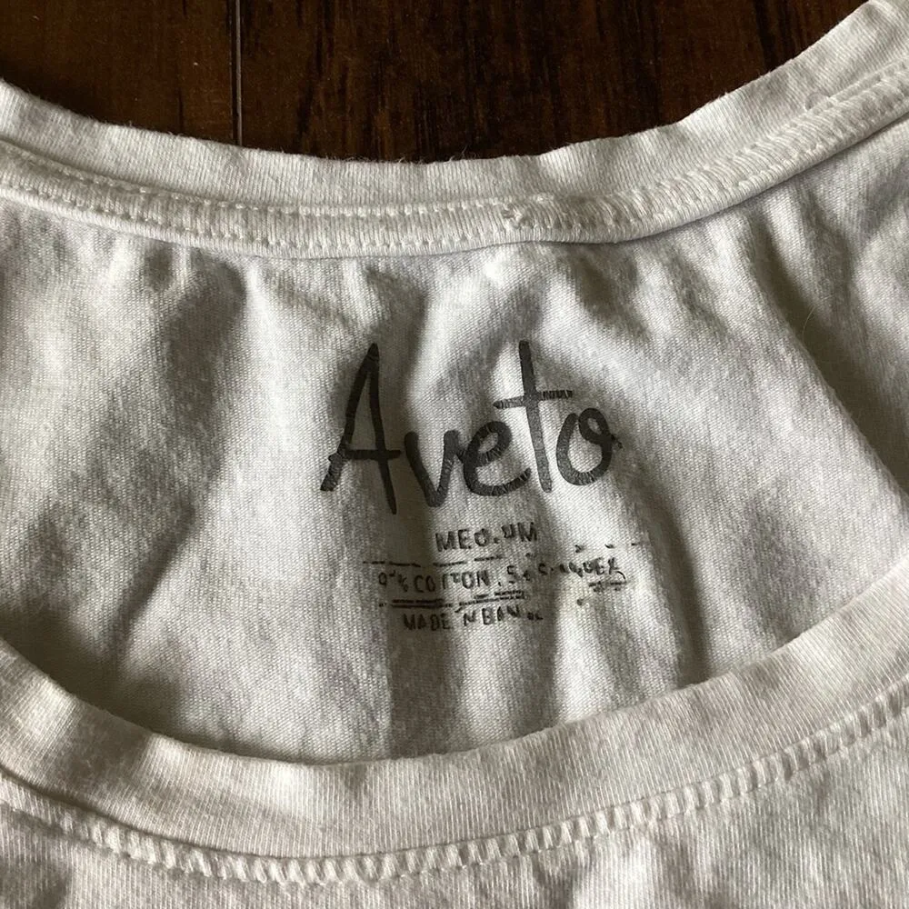 Aveto  Women’s Short Sleeve Bodysuit - Image 2