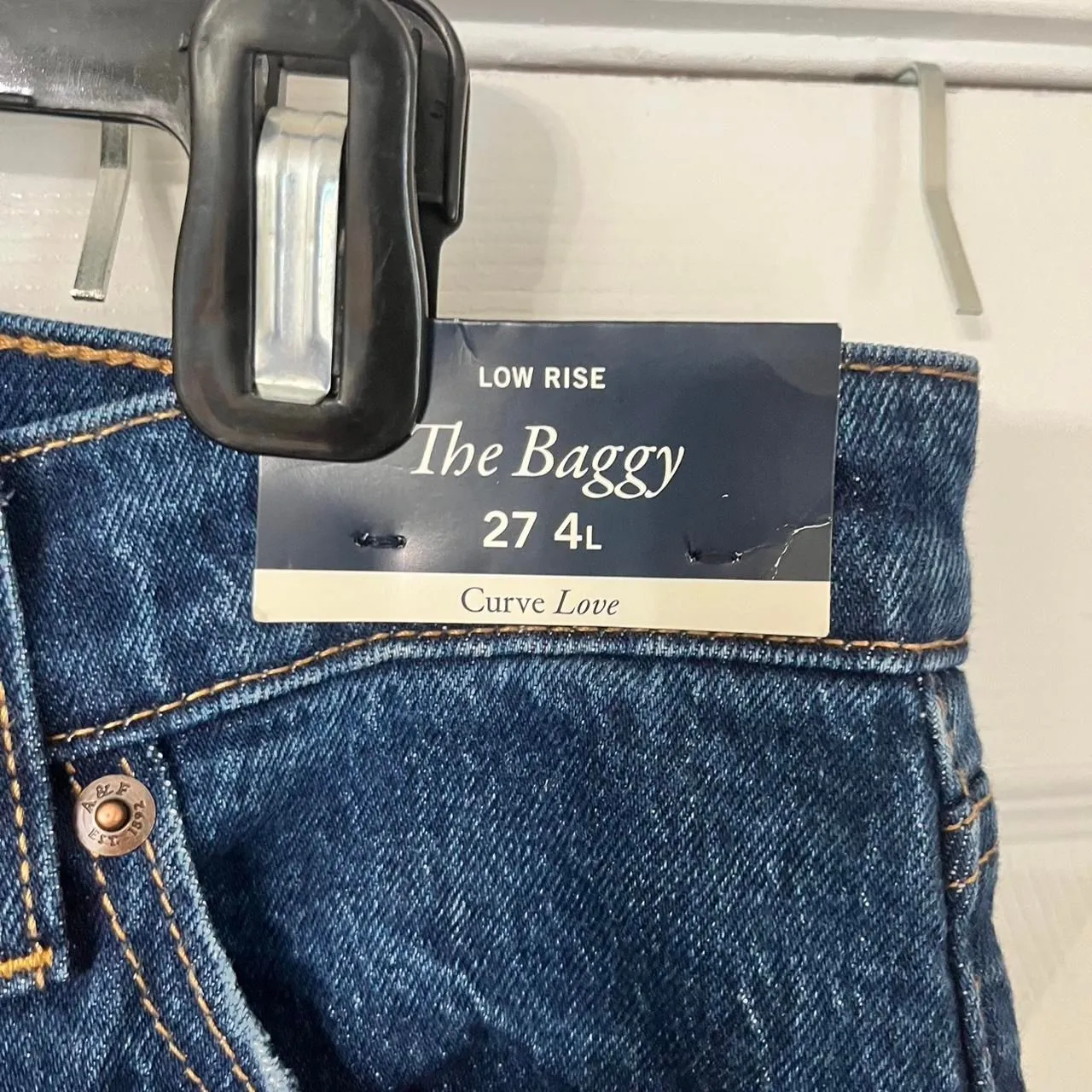 Abercrombie and Fitch Jeans - Image 3