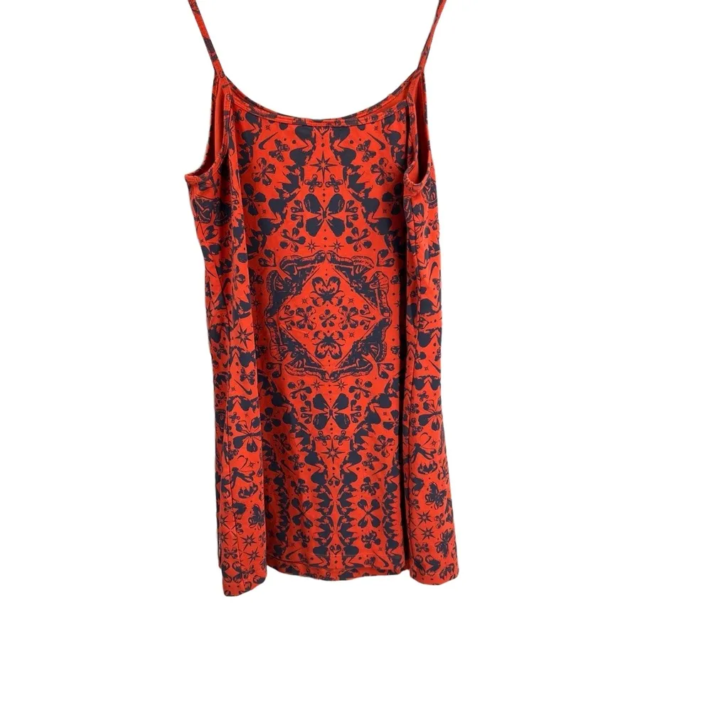 Nike Womens Recreation Club Dress Red Blue Print Stretchy Knit Patterned XL - Image 4