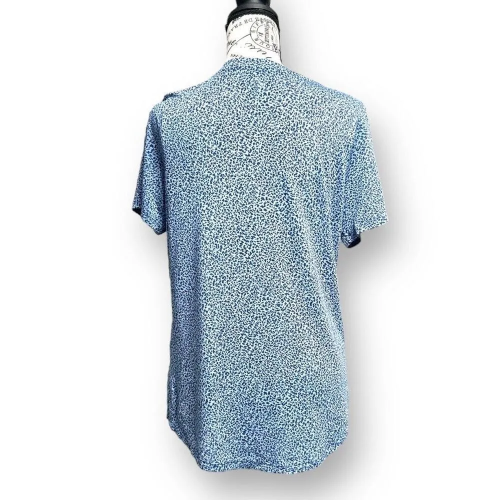 Athleta M Blue Camo V-Neck Tee Performance Lightweight Activewear Yoga Gym - Image 7