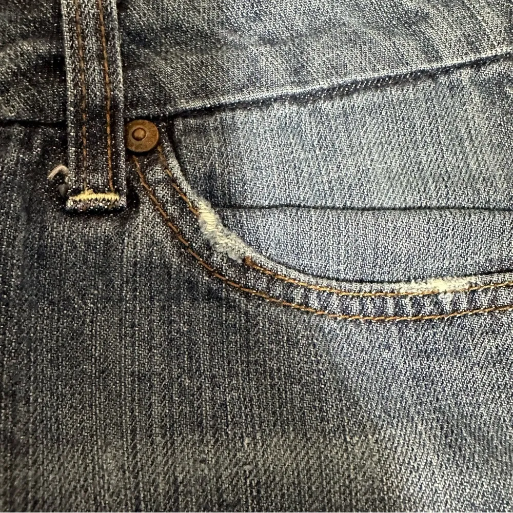 7 for All Mankind Distressed Flared Denim Blue Jeans Pink Embroidery Sz 32 - Image 8