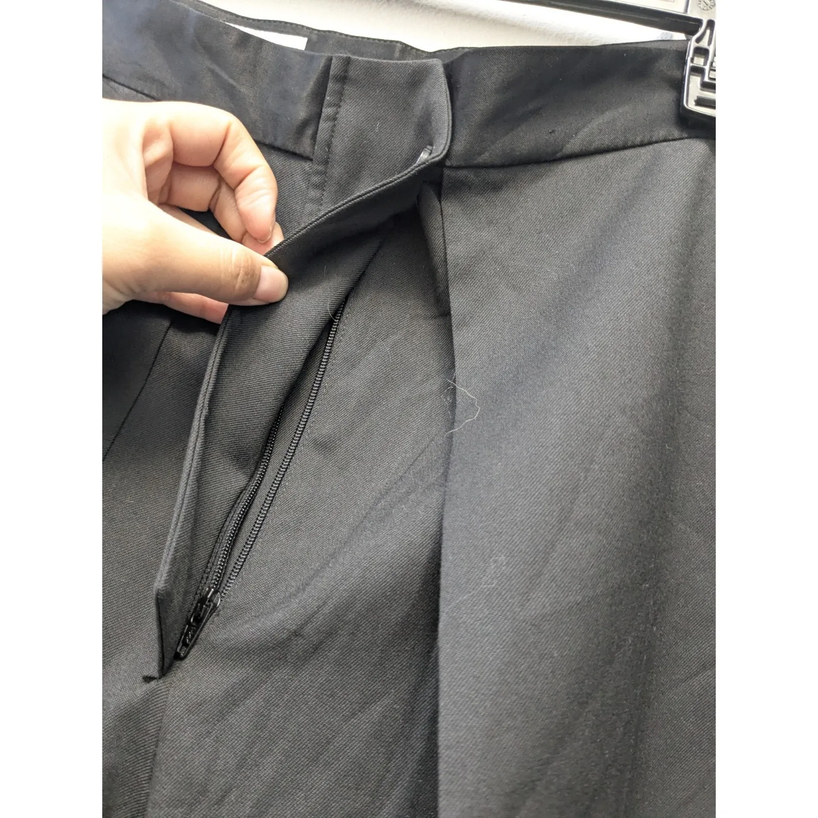 Zara Women's Tuxedo Pants W/Ext Pockets Satin Waist & Lower Leg Black Size M EUC - Image 4