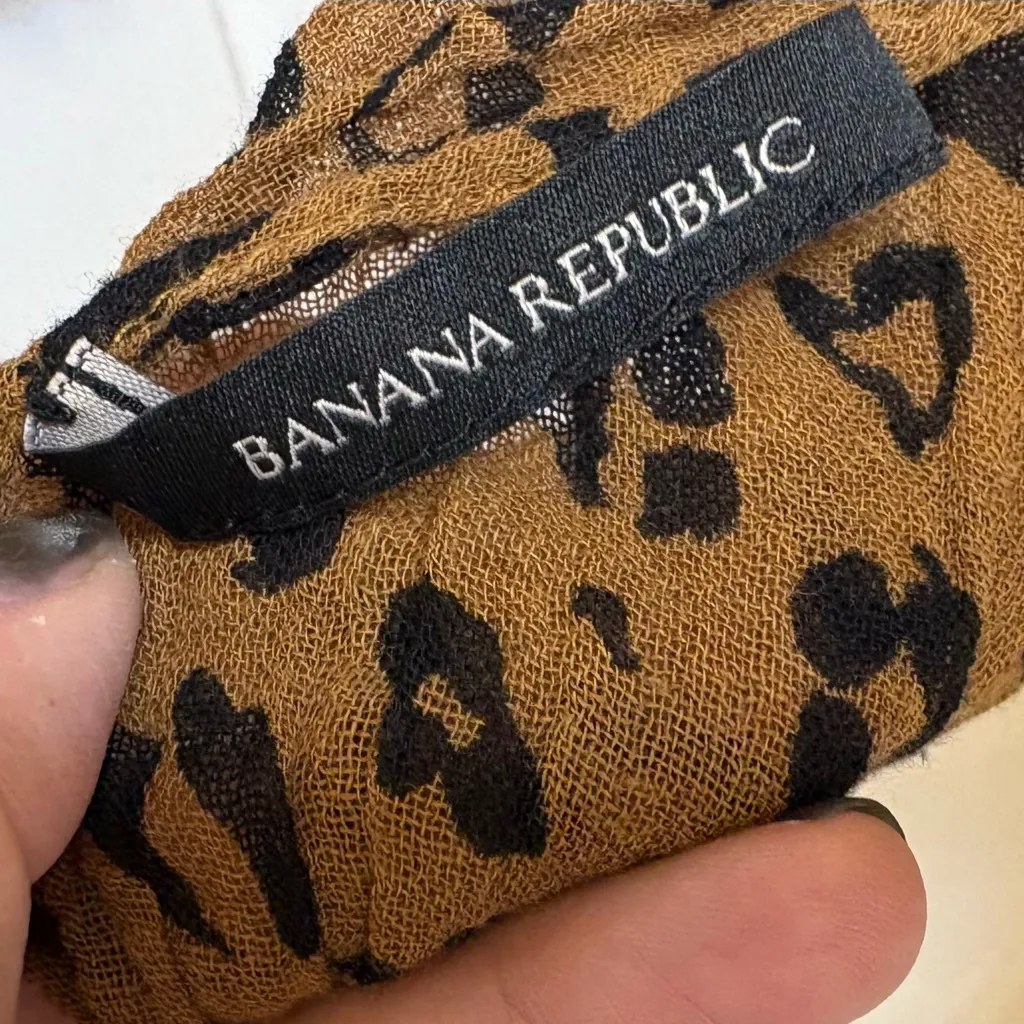 Banana Republic Brown Black Leopard Print Scarf Lightweight Animal Print Wrap - Image 3