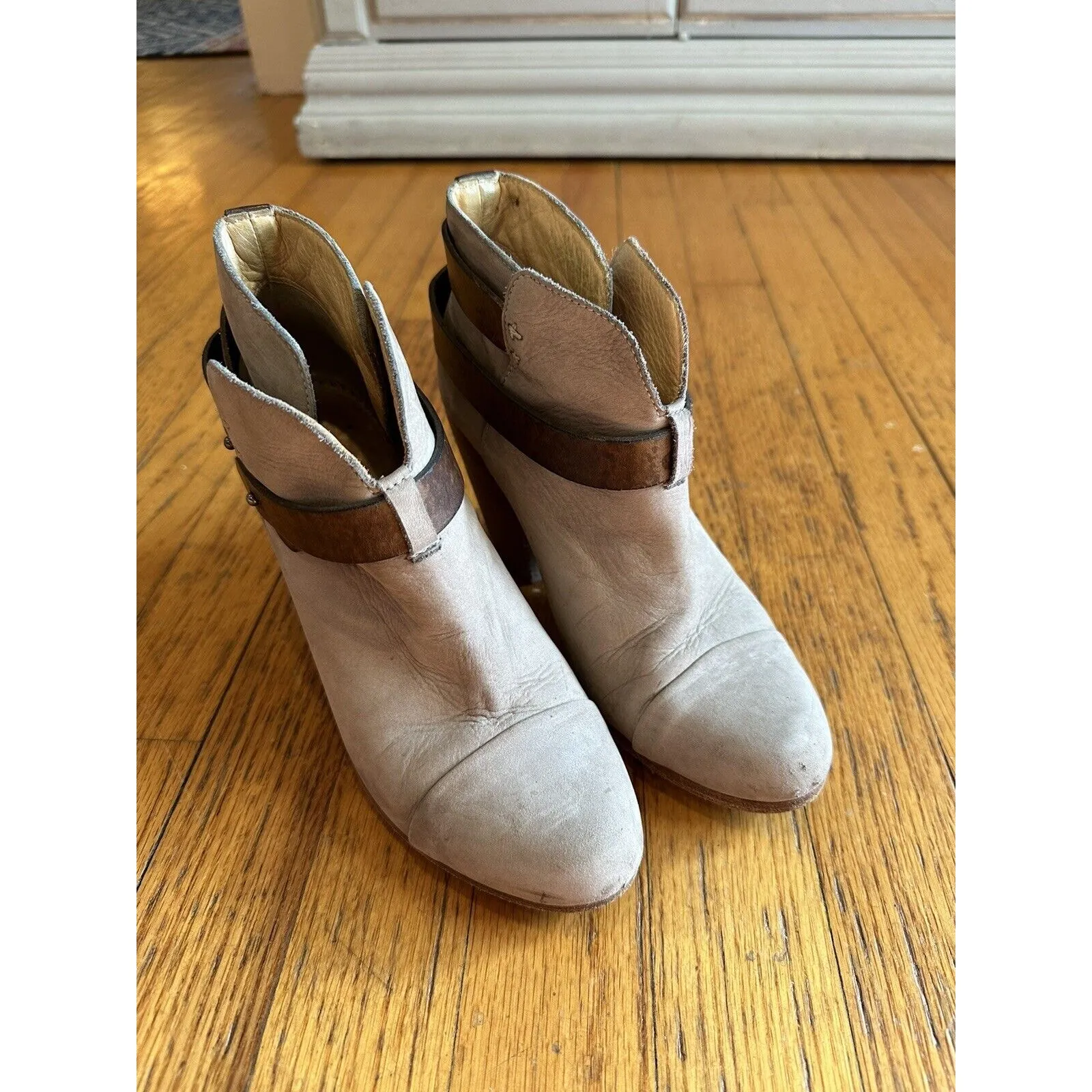 Rag & Bone Women's Size 37 Harrow Boots Gray Leather Ankle Booties Casual Bootie - Image 2