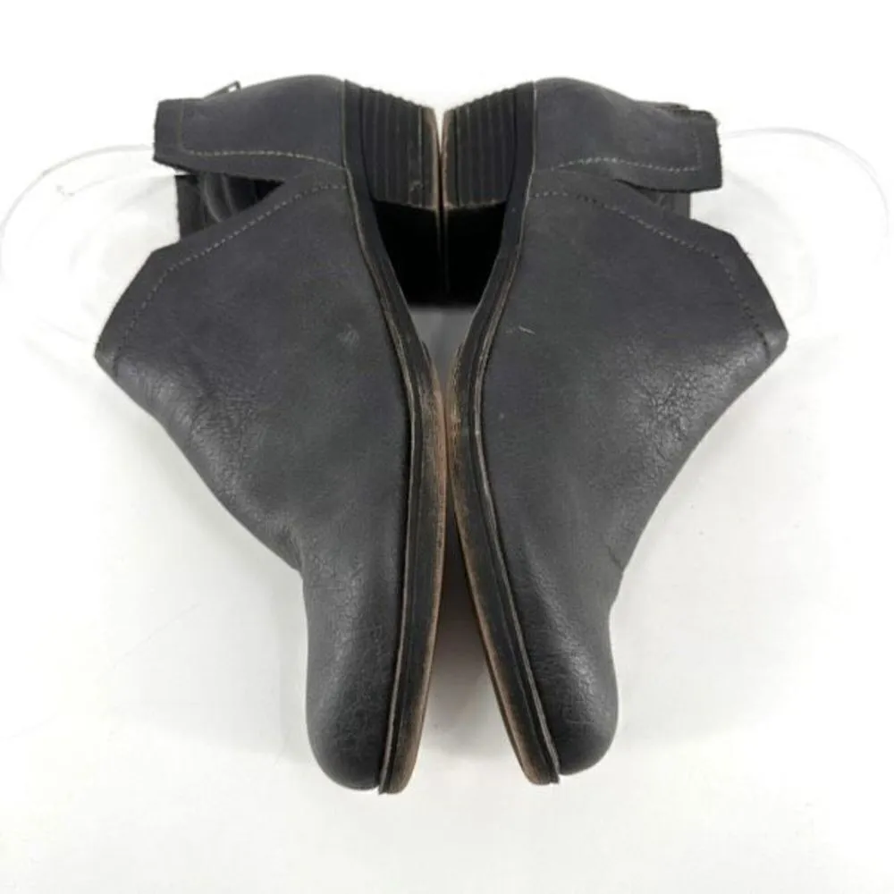 London Fog Collection faux leather split side boots booties size 7.5 charcoal - Image 6