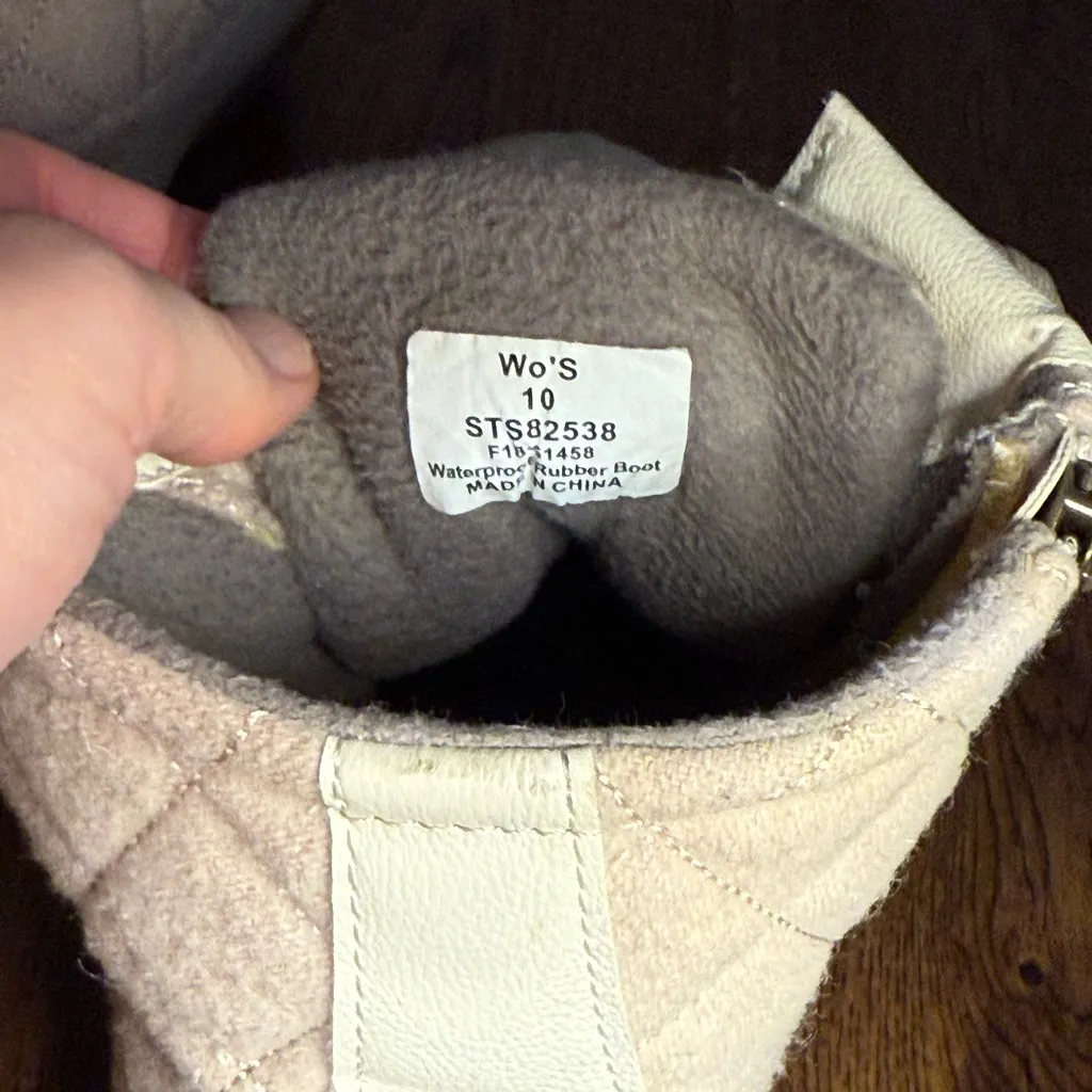 Sperry Duck Boots Size 10 - Image 6