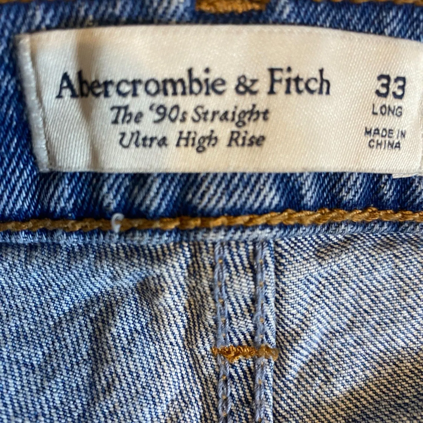 Abercrombie & Fitch The 90's Straight Ultra High Rise Jeans Women's Size 33 Long - Image 6