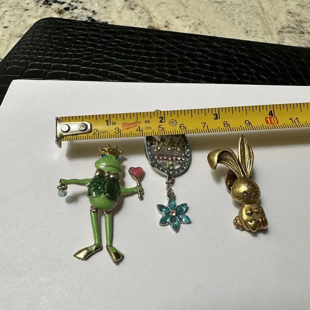 Lot Of 3 Brooch Pins Easter Springtime - Image 5