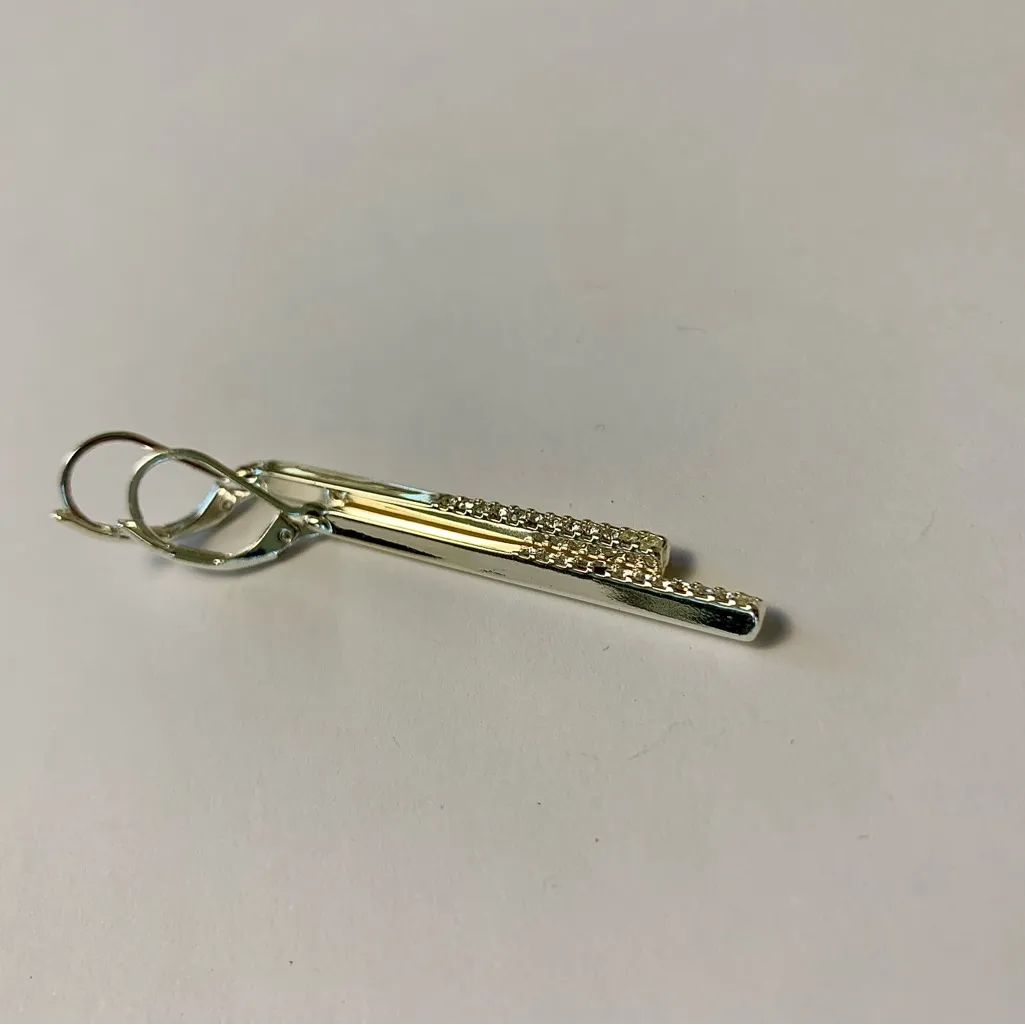 Elegant Silver Drop Dangling Earrings - Image 3