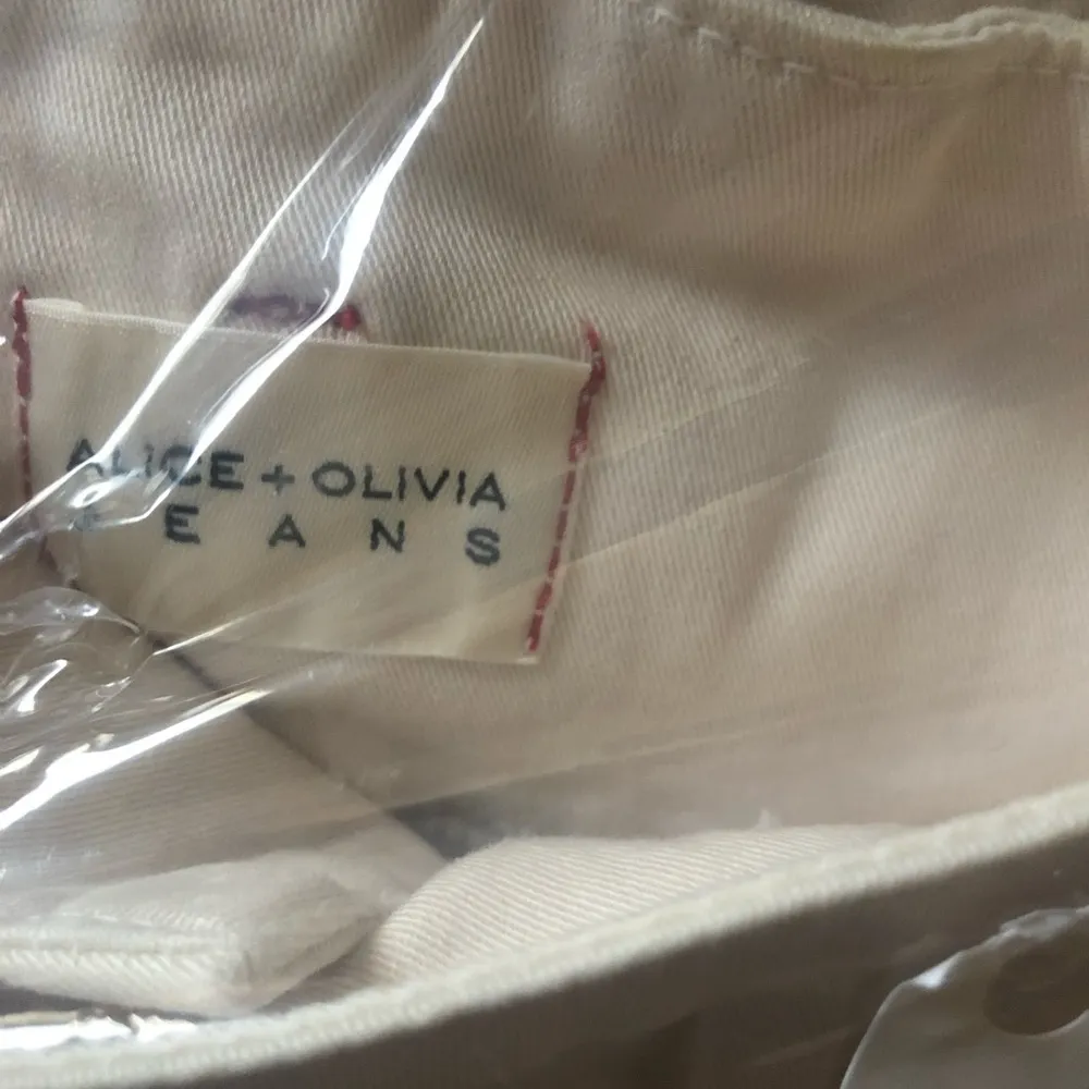 Alice + Olivia Clarissa High Rise Pants - Image 10