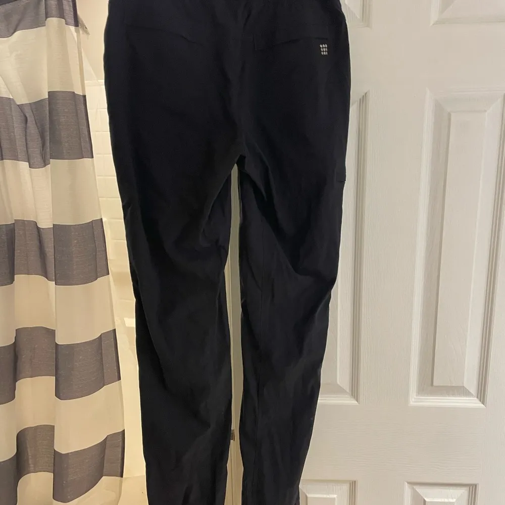 Title nine Clamberista Black pants size 2 - Image 4