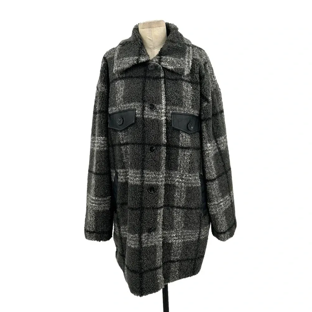 NVLT Plaid Faux Leather Trim Coat Gray Sherpa‎ Shacket Size XL - Image 3