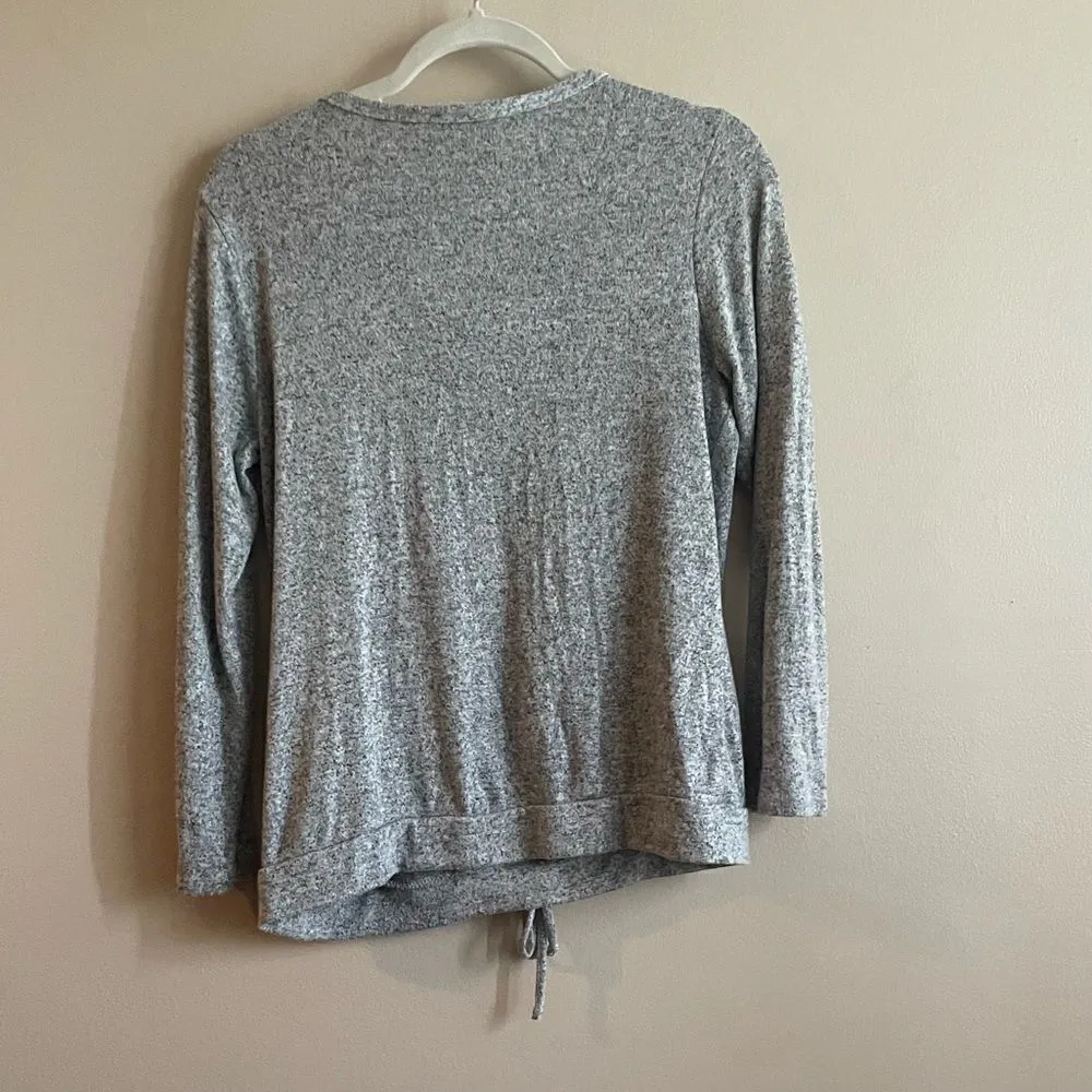 Olivia Rae Sleepwear gray lounge shirt - Image 2