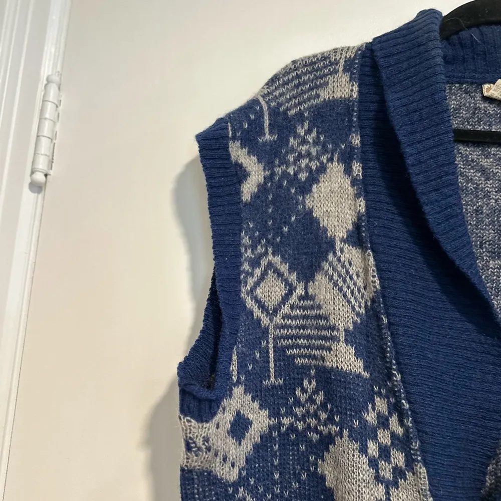 Vintage Alafoos Small Blue Icelandic Wool Button Closure Pocketed Cardigan Vest. - Image 12