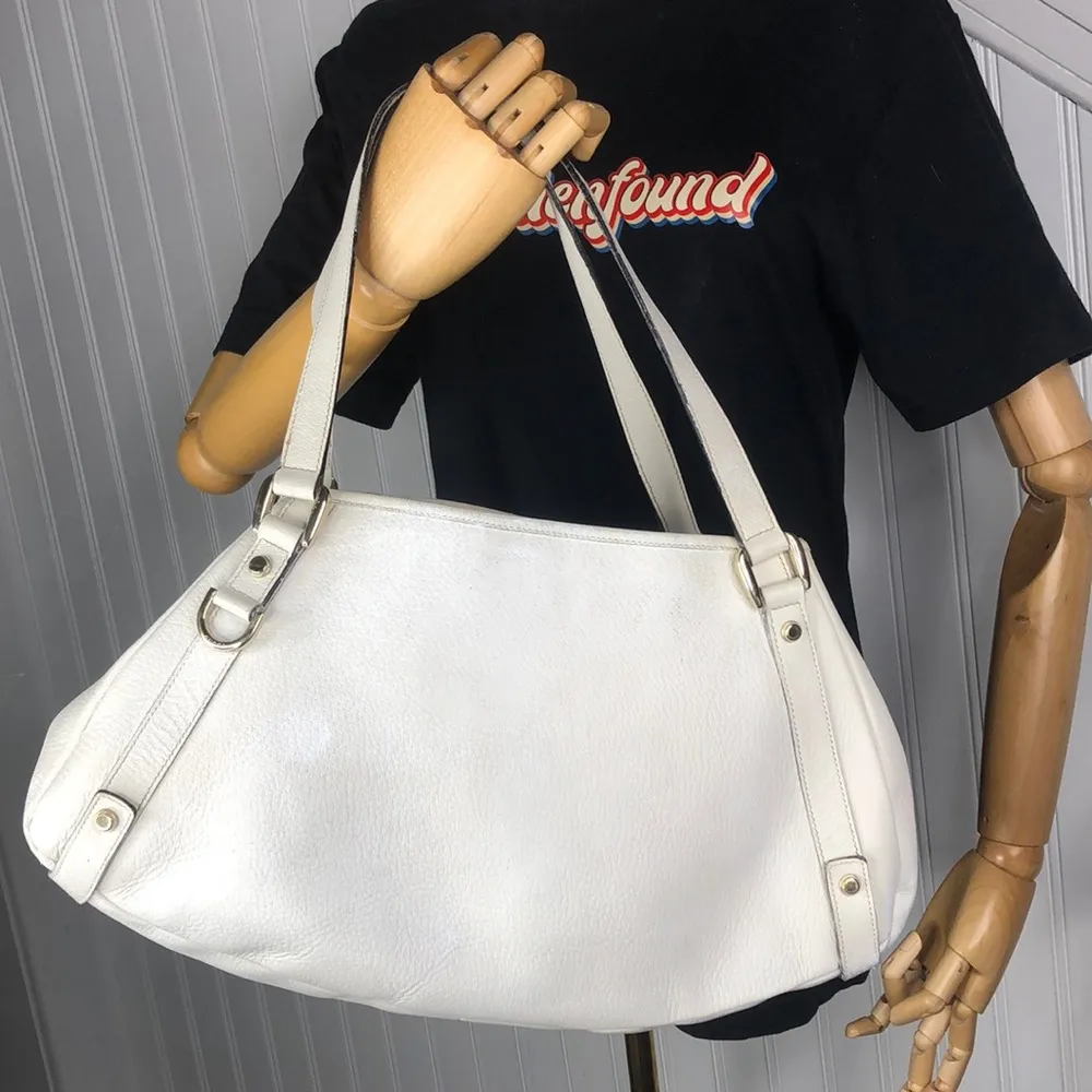 Abbey D Ring White Leather Shoulder Bag Tote Vintage Authentic Dust Bag - Image 4